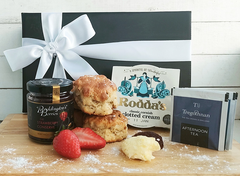 CORNISH CREAM TEA HAMPER | The Cornish Store
